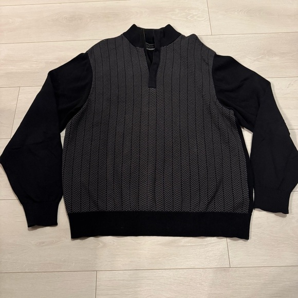Greg Norman Half Zip Chevron Print Men’s Mock Neck Sweater - Picture 1 of 5